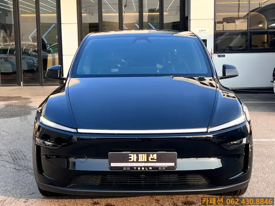 Tesla Juniperのカーフィルム施工事例|費用目安・仕上がり 施工写真 3-1