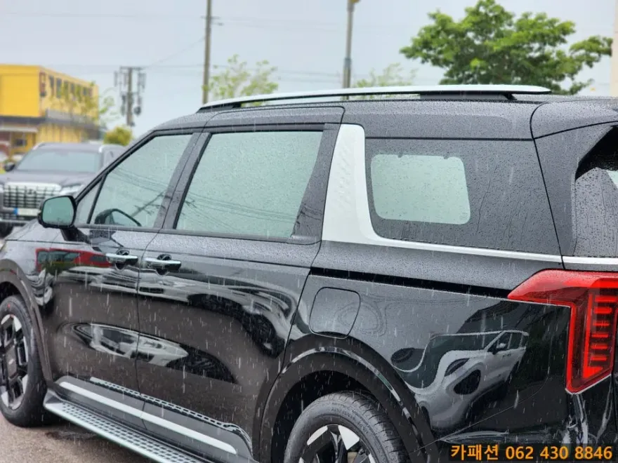 Kia Carnival KA4 カーフィルム施工事例|費用目安と仕上がり 施工写真 1-2