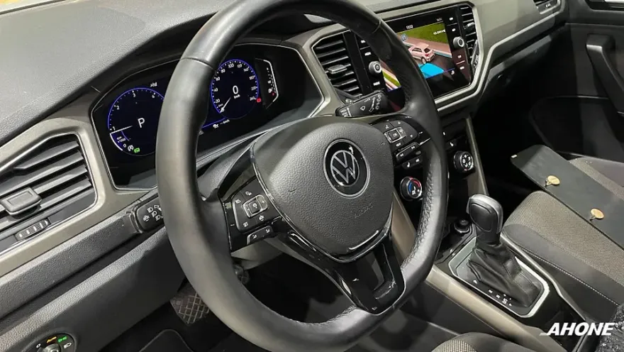Volkswagen T-Roc oem options - Volkswagen T-Roc ACC Retrofit Review: Cost & Results photo 4