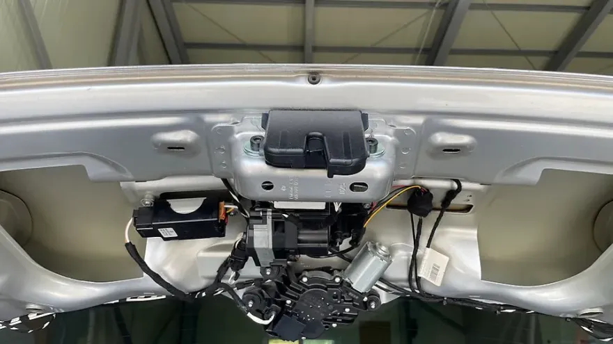 Volkswagen Golf body repair - Volkswagen Golf Trunk Repair Review — Cost & Installation photo 4