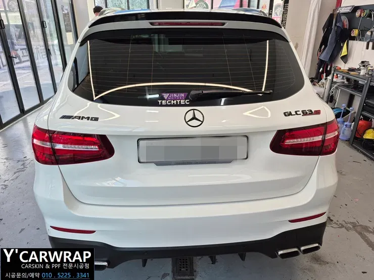 Mercedes-Benz GLCのカーラッピング事例|費用目安・仕上がり 施工写真 3-2