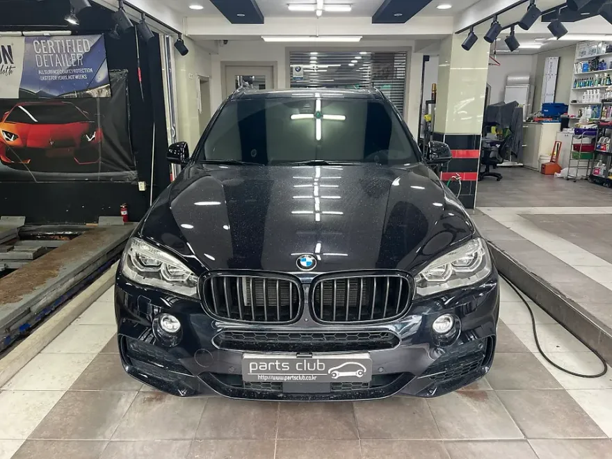 BMW X5 F15 Surround View Camera Repair - Blue Screen Fix photo 2