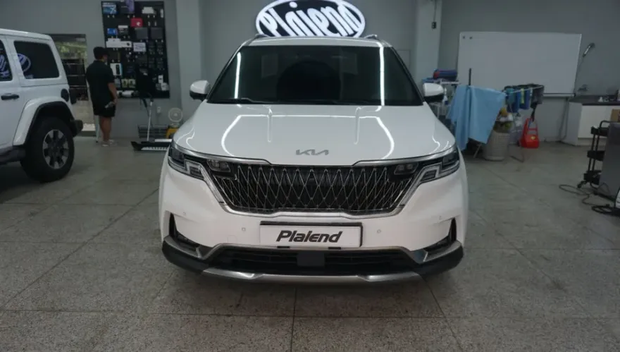 Kia Carnival KA4 body kit installation result