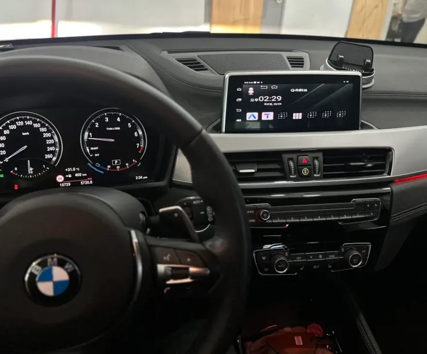 BMW X1のAndroid Auto・CarPlay取付事例 施工写真 1-3