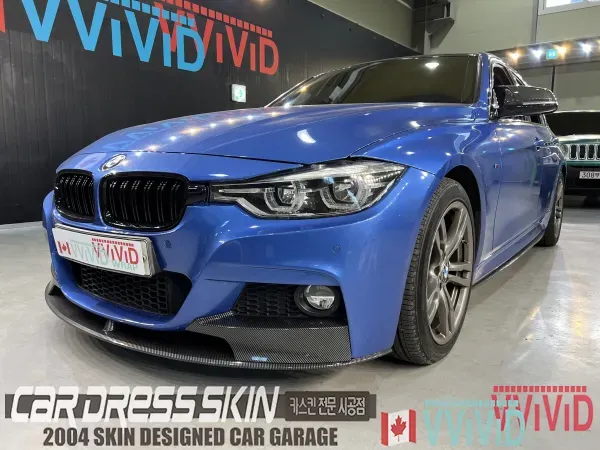 BMW 3 Seriesのカーラッピング事例｜ハイグロスブラック 施工写真 3-2