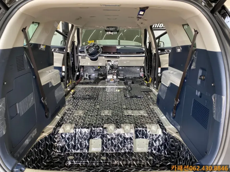 Kia Carnival KA4 new car package - Kia Carnival KA4 New Car Package Review photo 4
