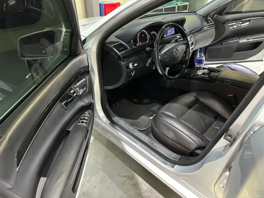 Mercedes-Benz S-Class interior customization - Mercedes-Benz S-Class Interior Customization Review photo 3