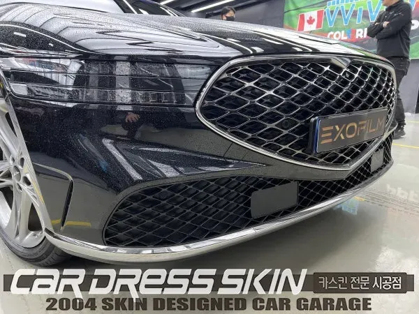 Genesis G90のカーラッピング事例｜クローム部分のすっきりとした仕上がり 施工写真 2-2