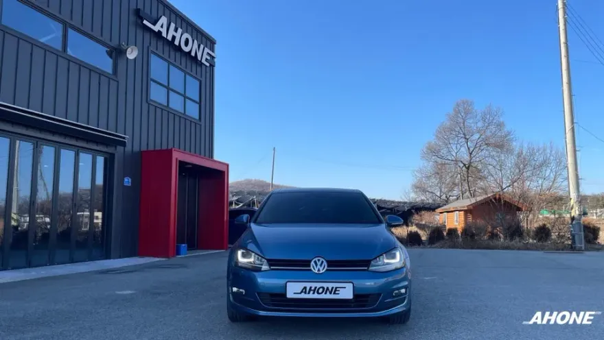 Volkswagen Golf car audio installation result