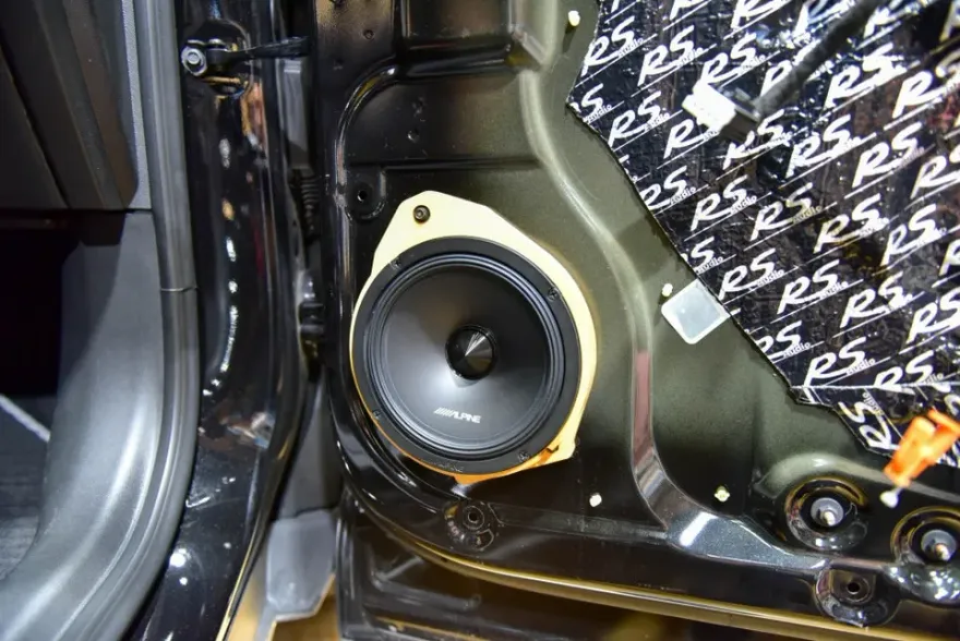 Chevrolet Trailblazer car audio - Chevrolet Trailblazer Car Audio Upgrade Review photo 4