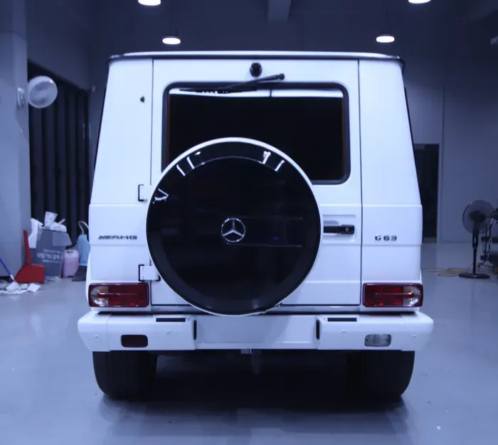 Mercedes-Benz G63 AMGのカーラッピング事例｜サテンホワイト 施工写真 1-3