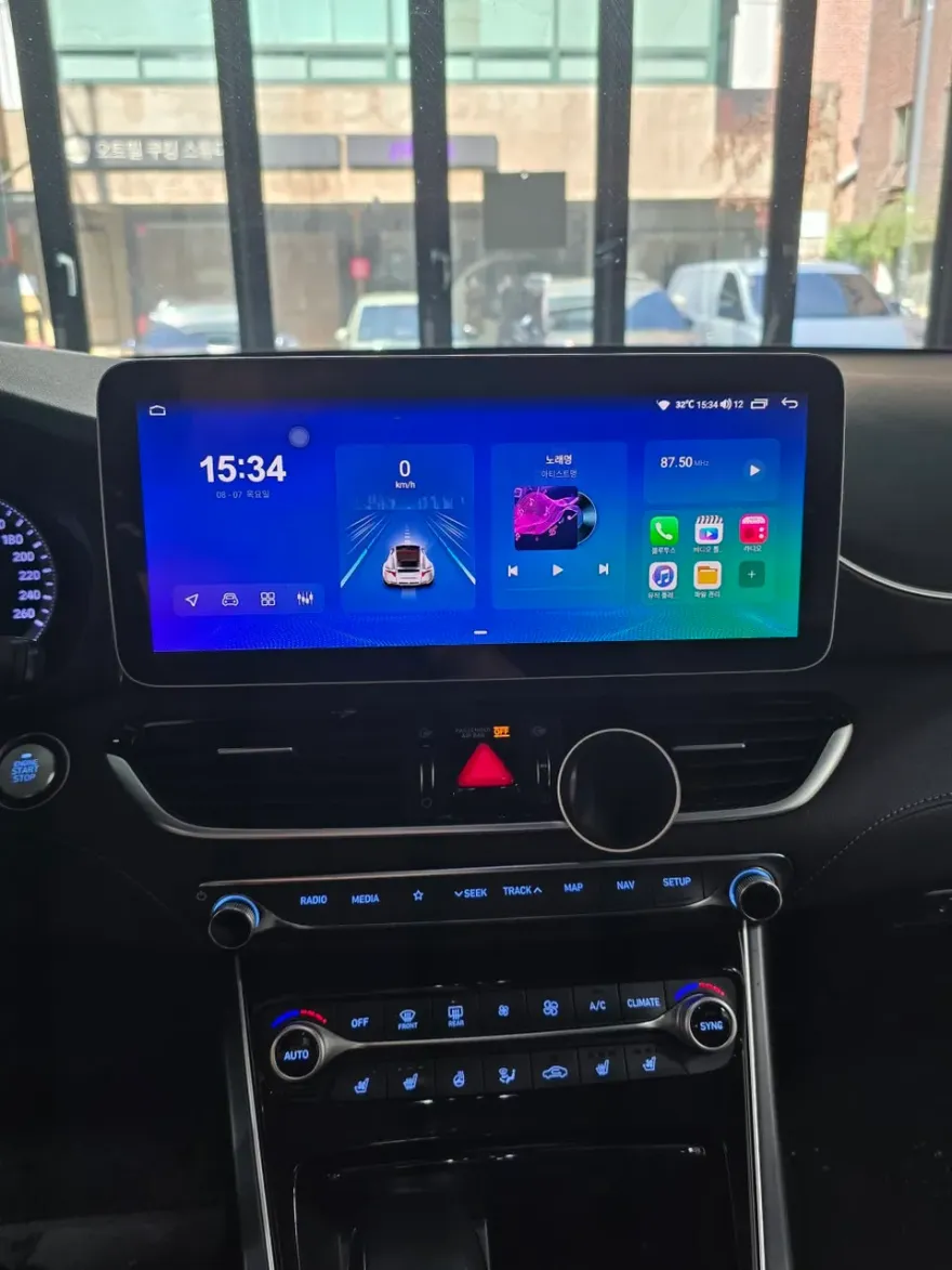 Hyundai Grandeur IGのAndroid Auto・CarPlay取付事例 施工写真 2-2