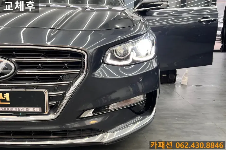 Hyundai Grandeur IGのドライブレコーダー取付事例 施工写真 4-1