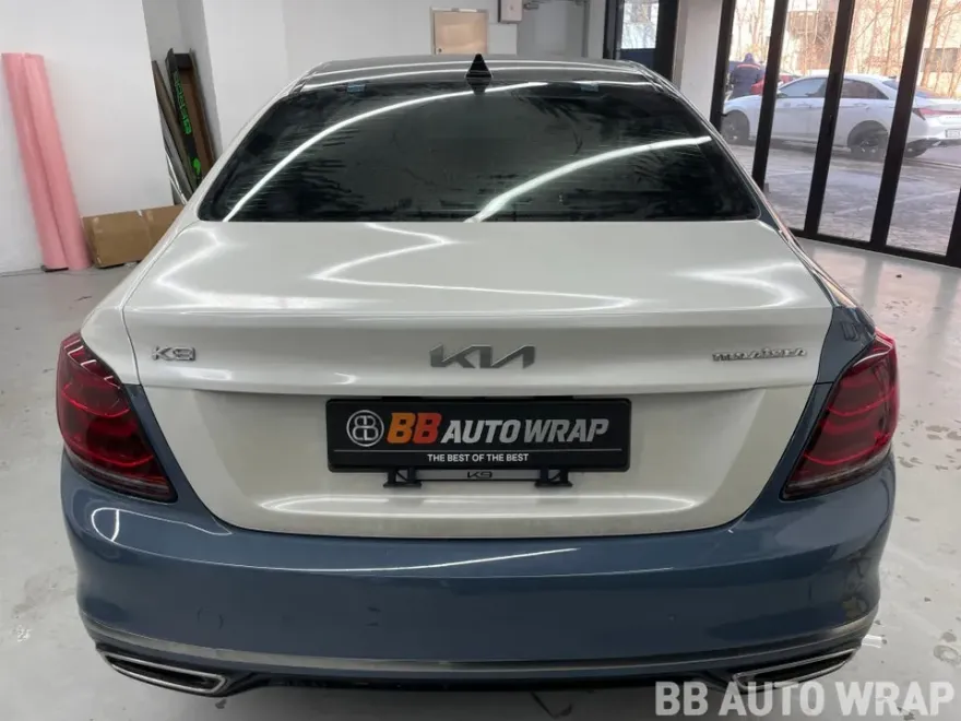 Kia K900のカーラッピング事例|費用目安・仕上がり 施工写真 2-1