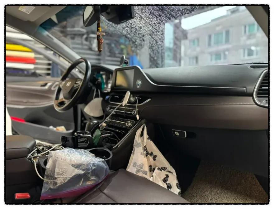 Hyundai Grandeur IGのカーオーディオ施工事例 施工写真 2-1