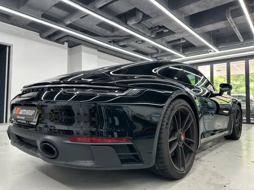 ポルシェ 911カレラ ラッピング事例|AXシグナルグリーン 施工写真 3-1