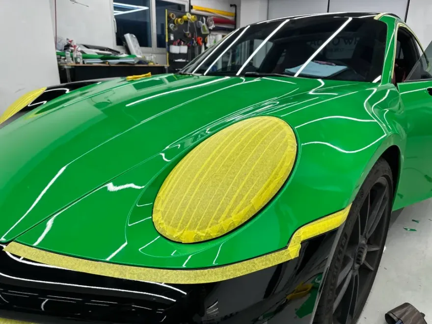 ポルシェ 911カレラ ラッピング事例|AXシグナルグリーン 施工写真 1-3
