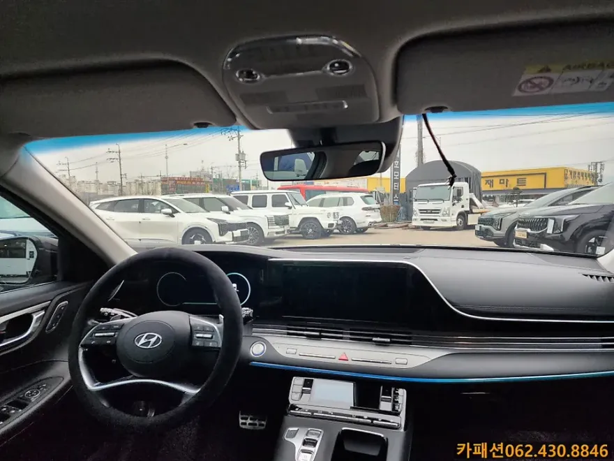 Hyundai Grandeur IGのカーフィルム施工事例|費用目安・仕上がり 施工写真 3-2