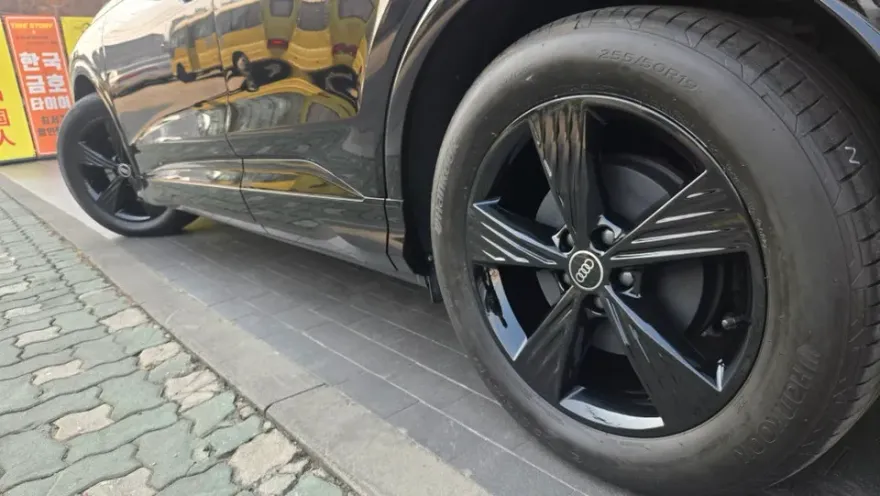 Audi Q4 e-tron wheel repair - Audi Q4 e-tron Wheel Repair & Painting Review photo 4