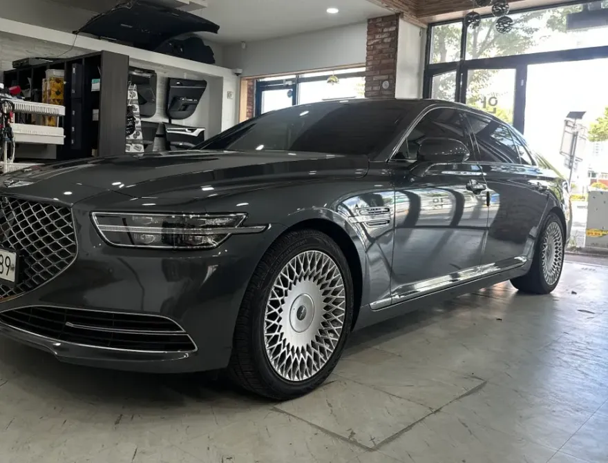 Genesis G90 oem options installation result