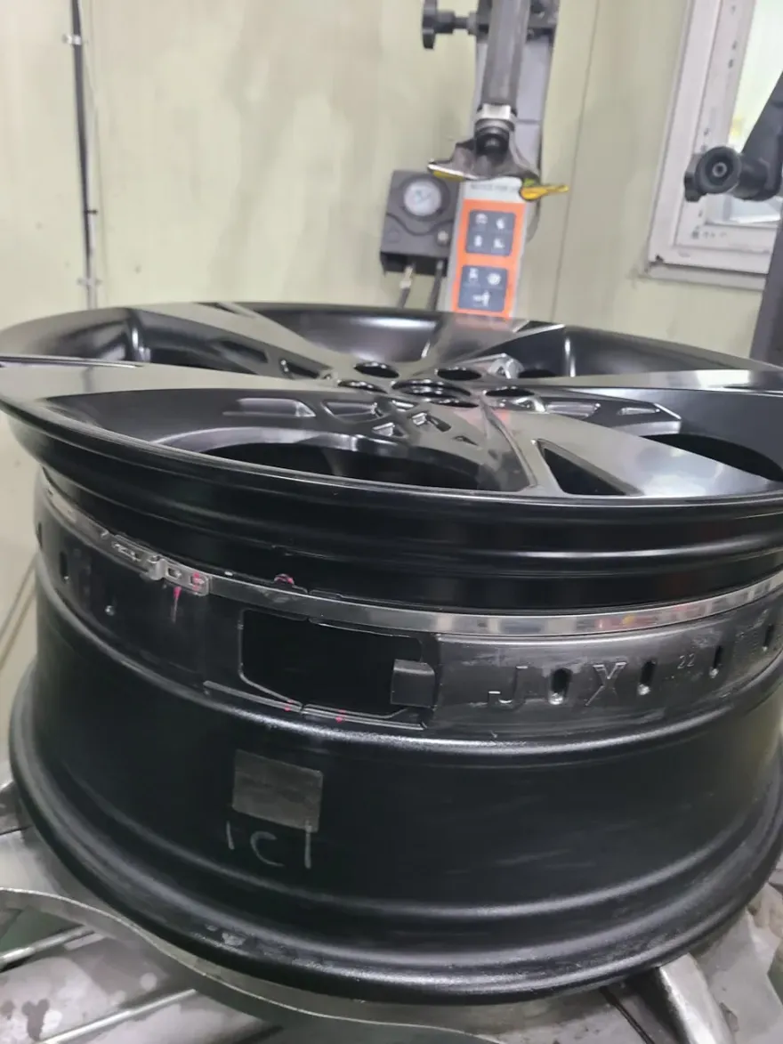 Genesis GV80 PPF施工事例｜費用目安と仕上がり 施工写真 1-3