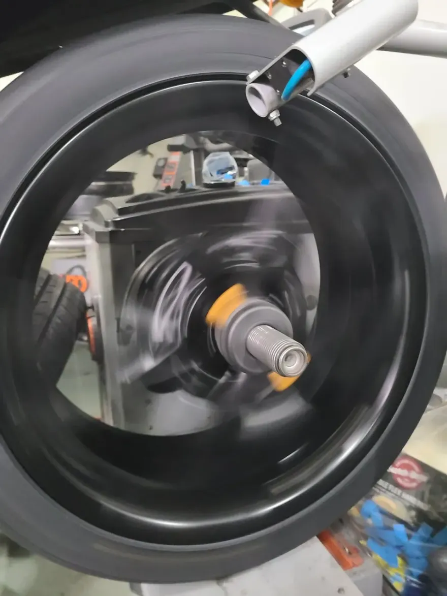 Genesis GV80 PPF施工事例｜費用目安と仕上がり 施工写真 3-3