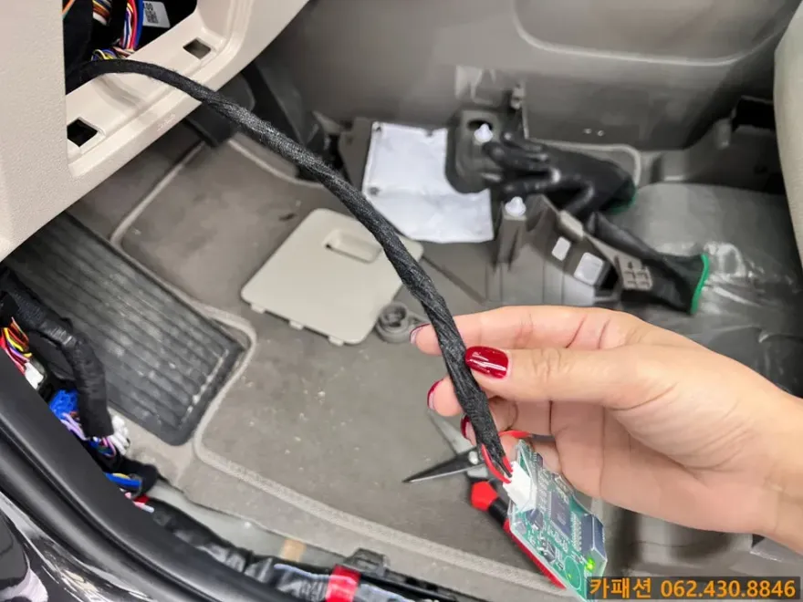 Kia Carnival KA4 ghost door - Kia Carnival KA4 Ghost Door Review: Cost & Convenience photo 5