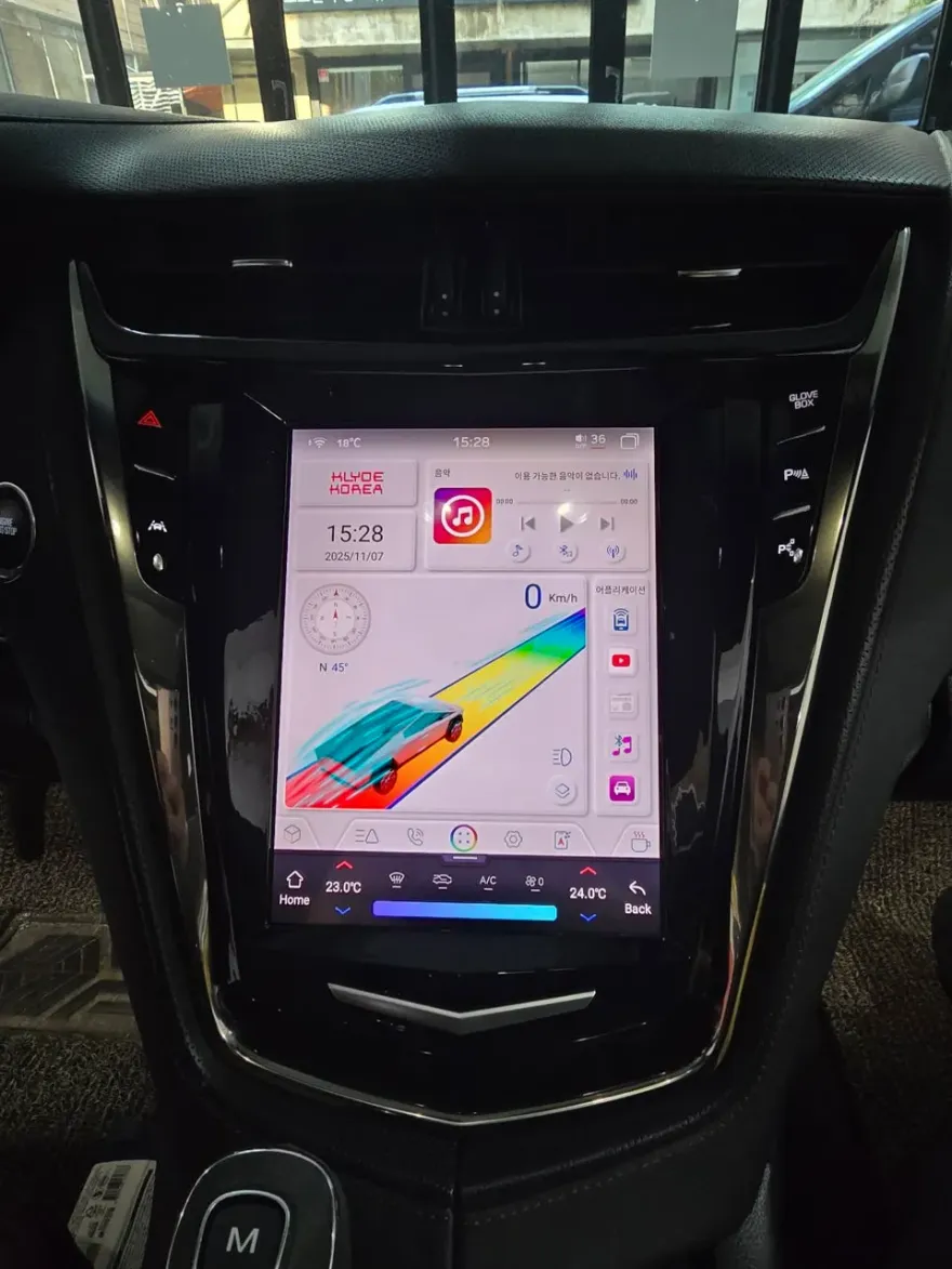 Cadillac CTSのAndroid Auto・CarPlay取付事例 施工写真 2-2