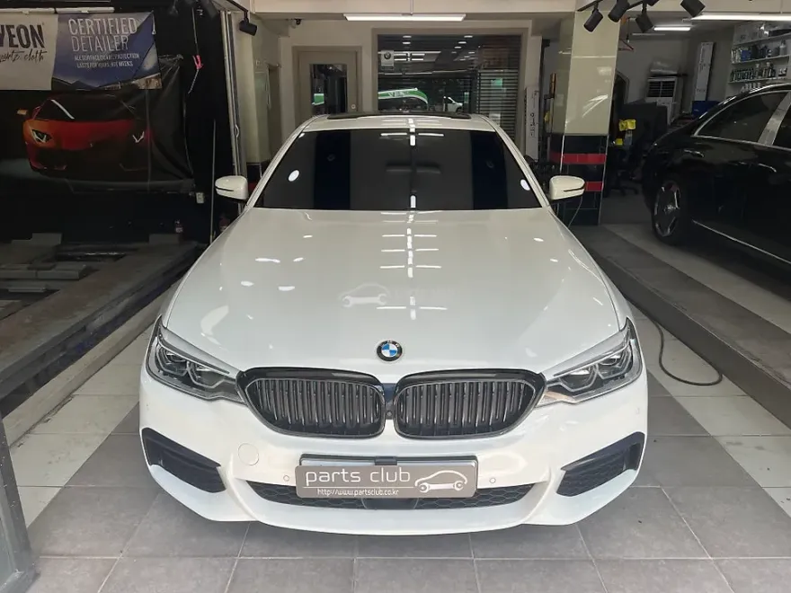 BMW 5 Series G30 body kit - BMW 5 Series G30 Body Kit Review: Cost & Results photo 2