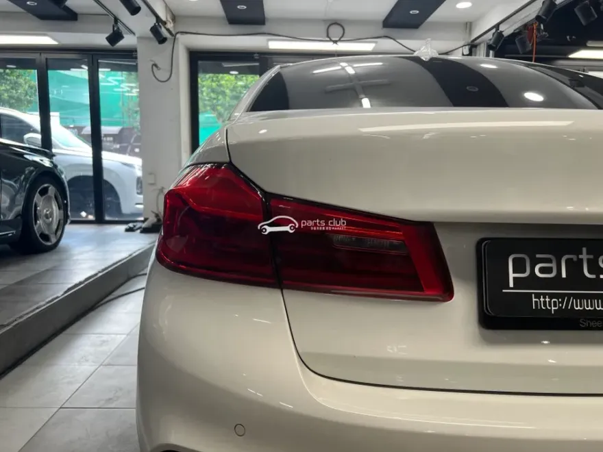 BMW 5 Series G30 body kit - BMW 5 Series G30 Body Kit Review: Cost & Results photo 4