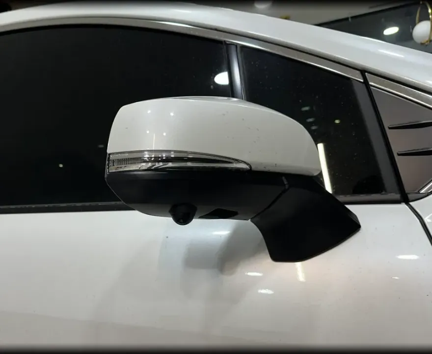 Toyota SiennaのAndroid Auto・CarPlay取付事例 施工写真 4-1