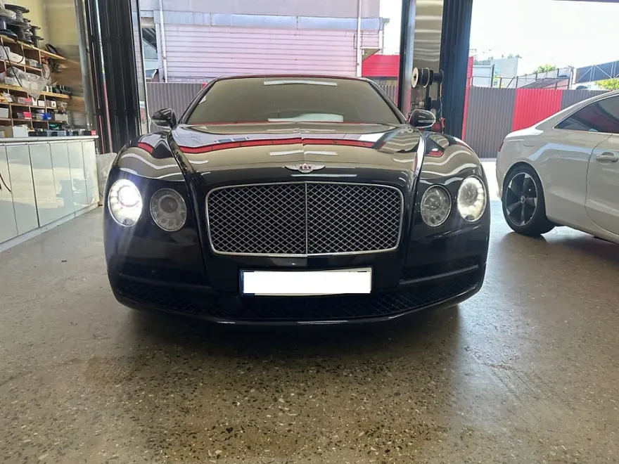 Bentley Flying Spur body repair installation result