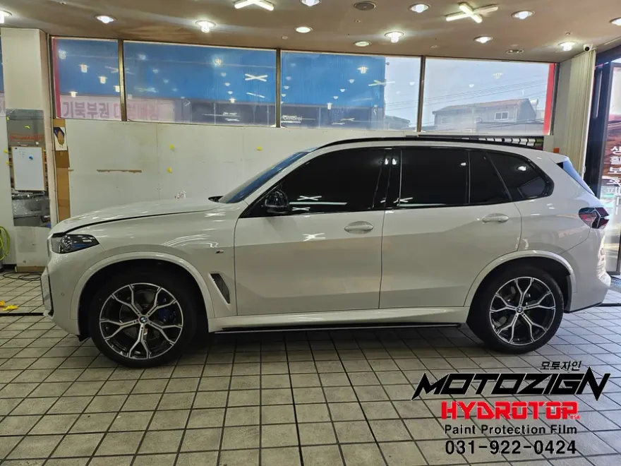 BMW X5のPPF施工事例｜無光フィルムで保護とカスタム 施工写真 2-1
