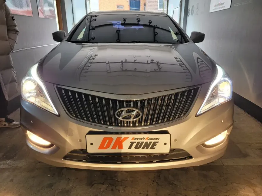 Hyundai Grandeur HG lighting upgrade installation result
