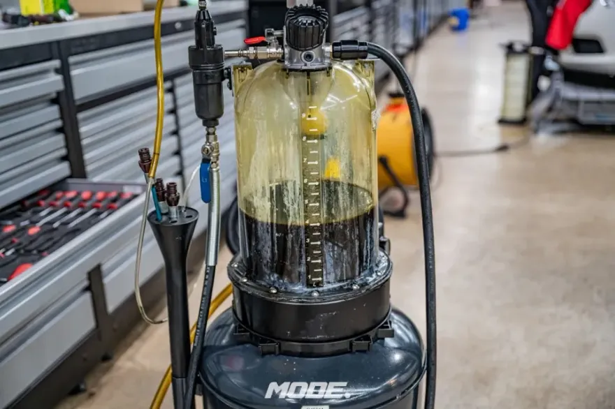 Honda OdysseyのPPF施工事例|費用目安と仕上がり 施工写真 1-2