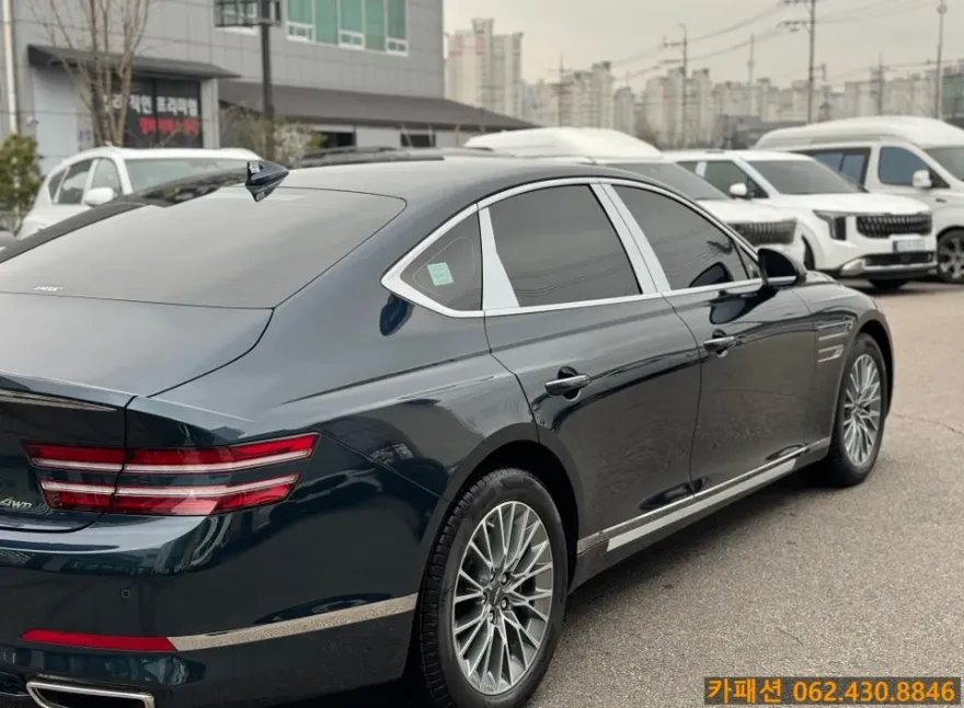 Genesis G80のカーフィルム施工事例|費用目安・仕上がり 施工写真 3-3