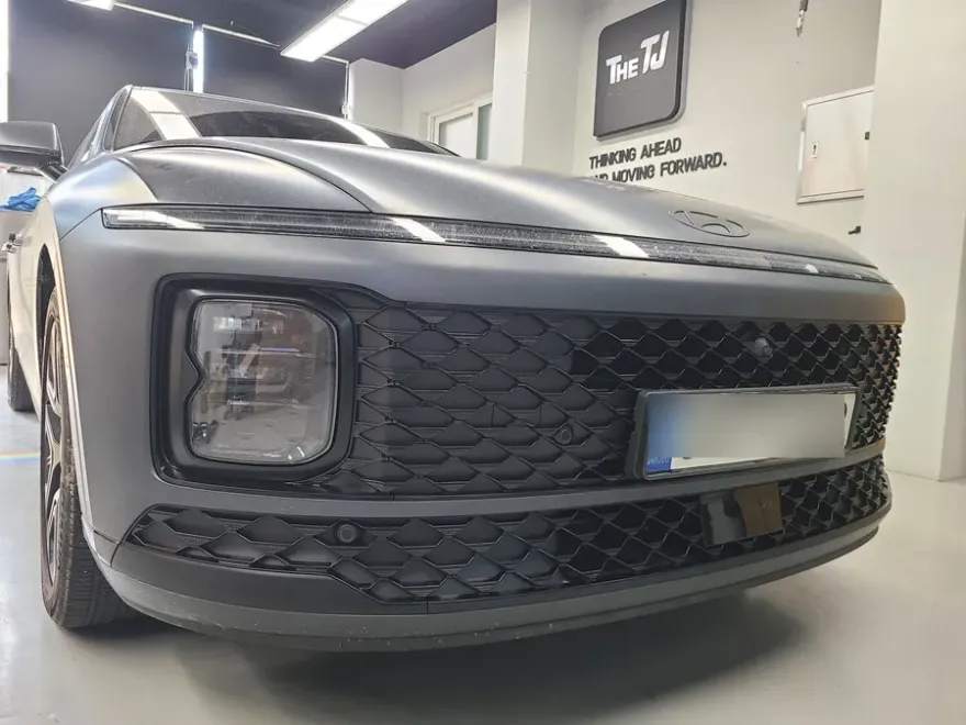 Hyundai Grandeur GN7のカーラッピング事例|費用目安・仕上がり 施工写真 2-2