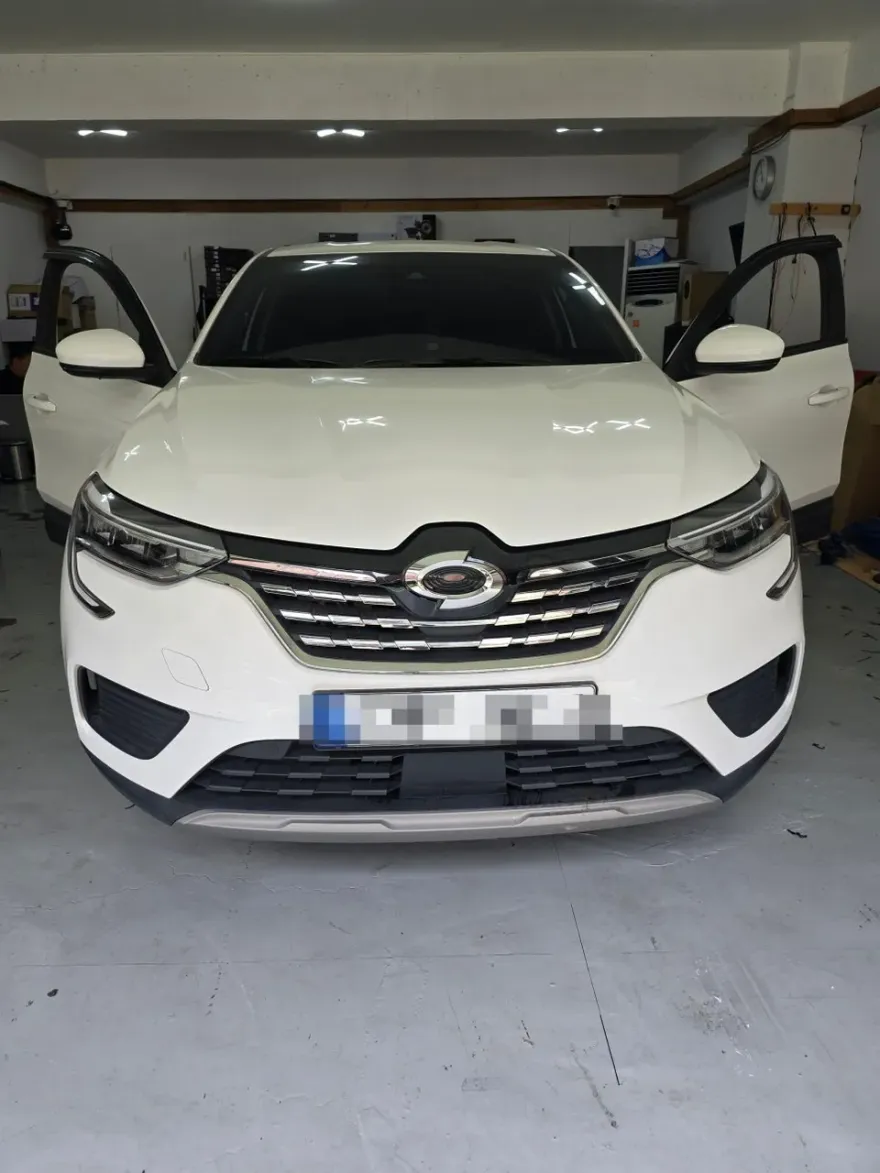 Renault Korea XM3のAndroid Auto・CarPlay取付事例 施工写真 1-1