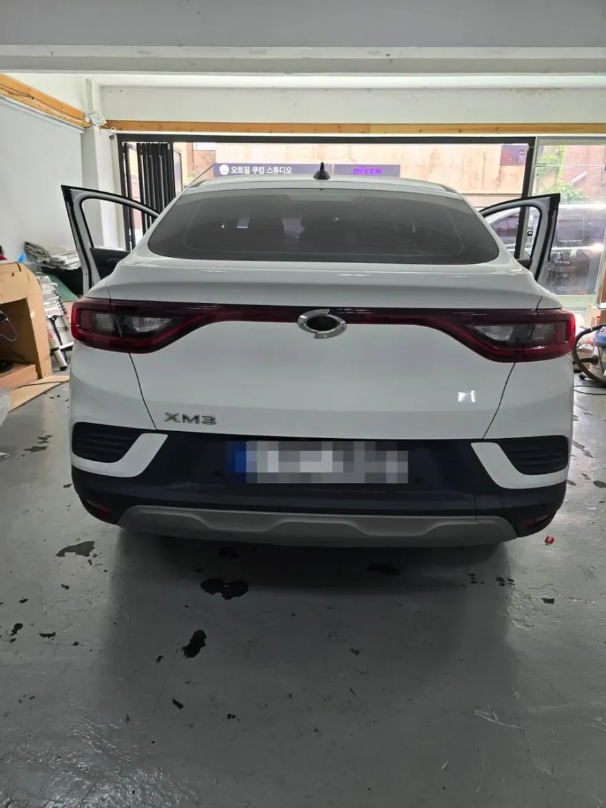Renault Korea XM3のAndroid Auto・CarPlay取付事例 施工写真 2-1