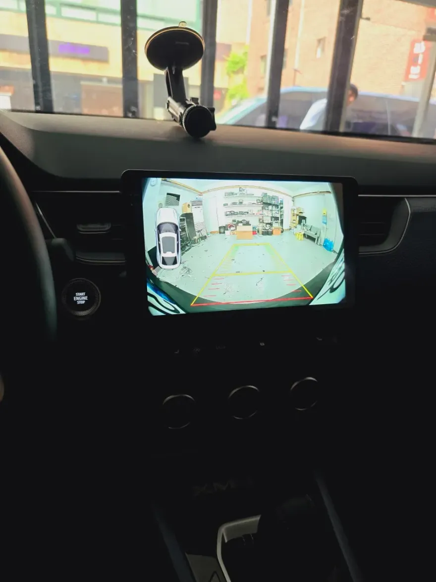 Renault Korea XM3のAndroid Auto・CarPlay取付事例 施工写真 3-2