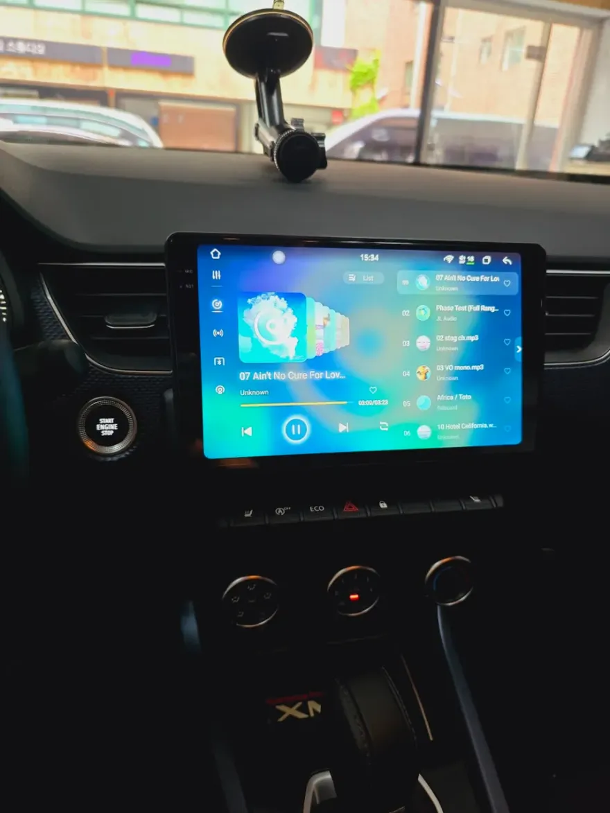 Renault Korea XM3のAndroid Auto・CarPlay取付事例 施工写真 4-2