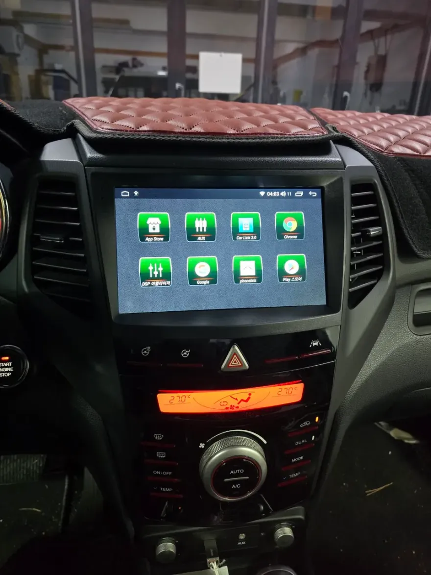 SsangYong Tivoli AirのAndroid Auto・CarPlay取付事例 施工写真 2-2