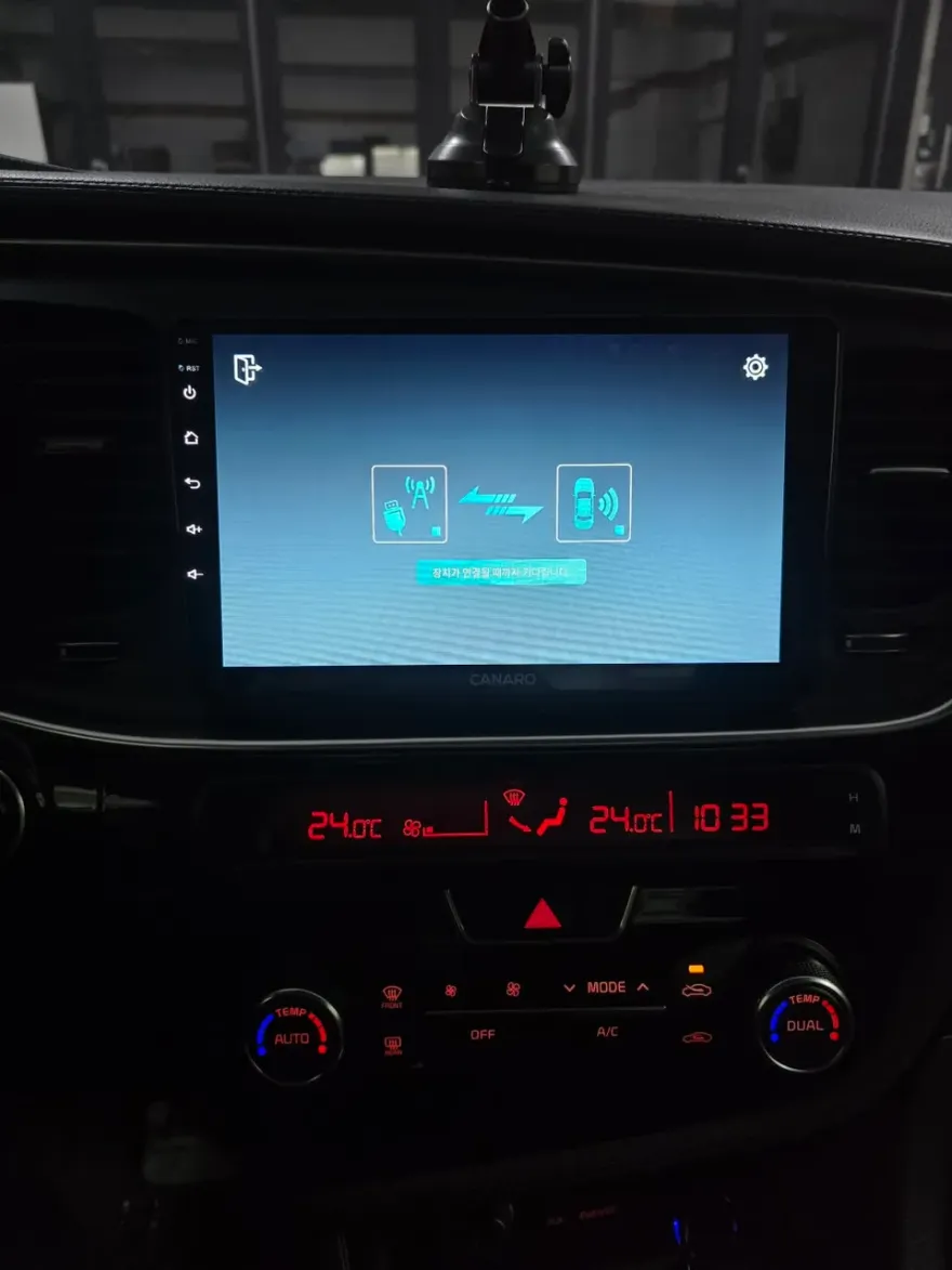 Kia K5のAndroid Auto・CarPlay取付事例 施工写真 1-3