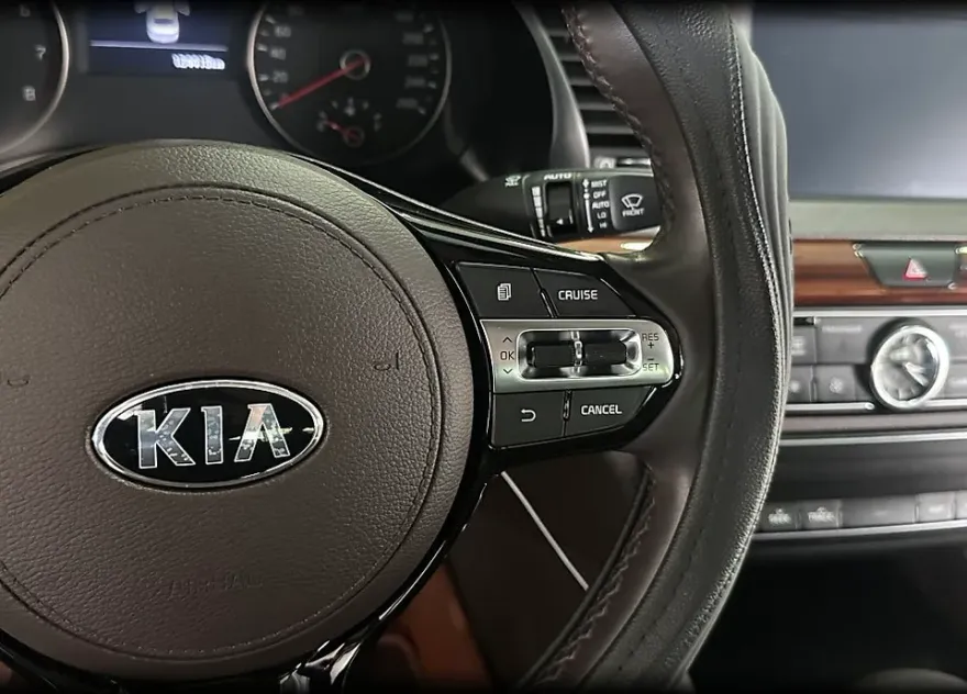 Kia K7 oem options - Kia K7 OEM Options Review: Drive Wise Upgrade Cost photo 3
