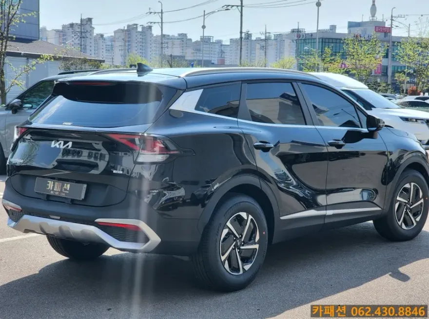 Kia Sportage 5th Genのカーフィルム施工事例|費用目安・仕上がり 施工写真 1-3