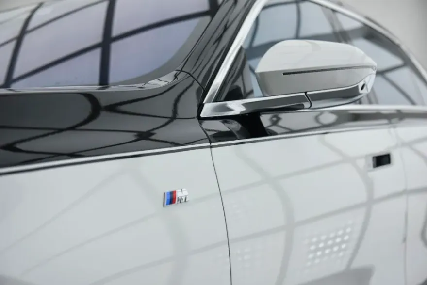BMW 7 SeriesのPPF施工事例 施工写真 3-2
