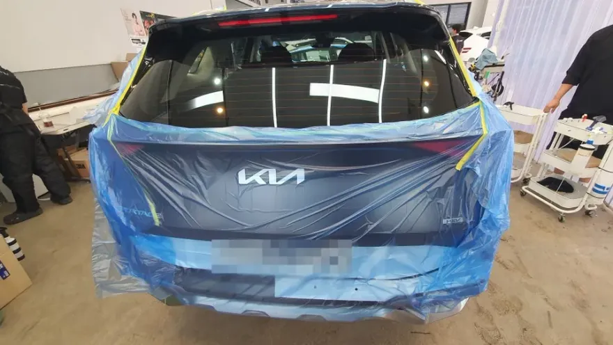 Kia Sportage NQ5のカーフィルム施工事例|費用目安・仕上がり 施工写真 3-1