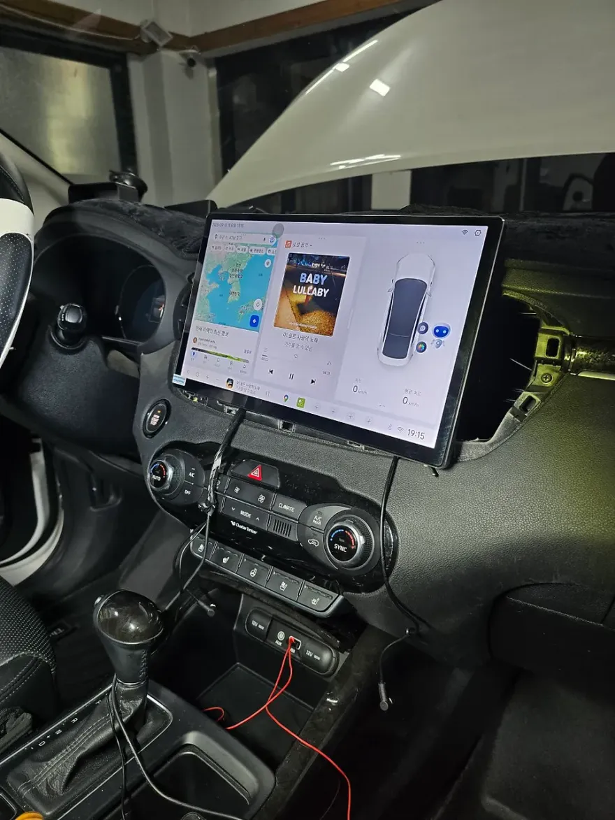 Kia Sorento MQ4のAndroid Auto・CarPlay取付事例 施工写真 4-1