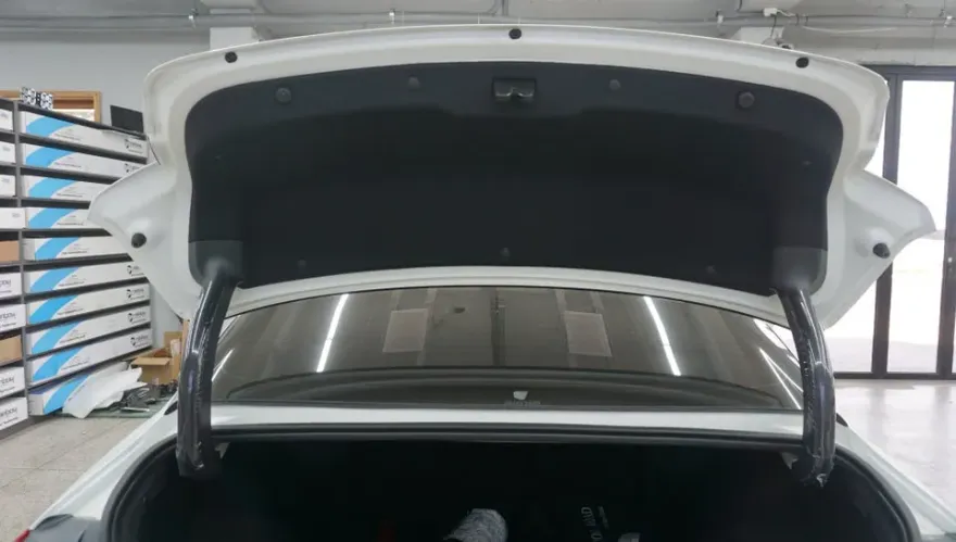 Kia K5 DL3 oem options - Kia K5 DL3 Retrofit Review — Power Trunk Upgrade photo 3