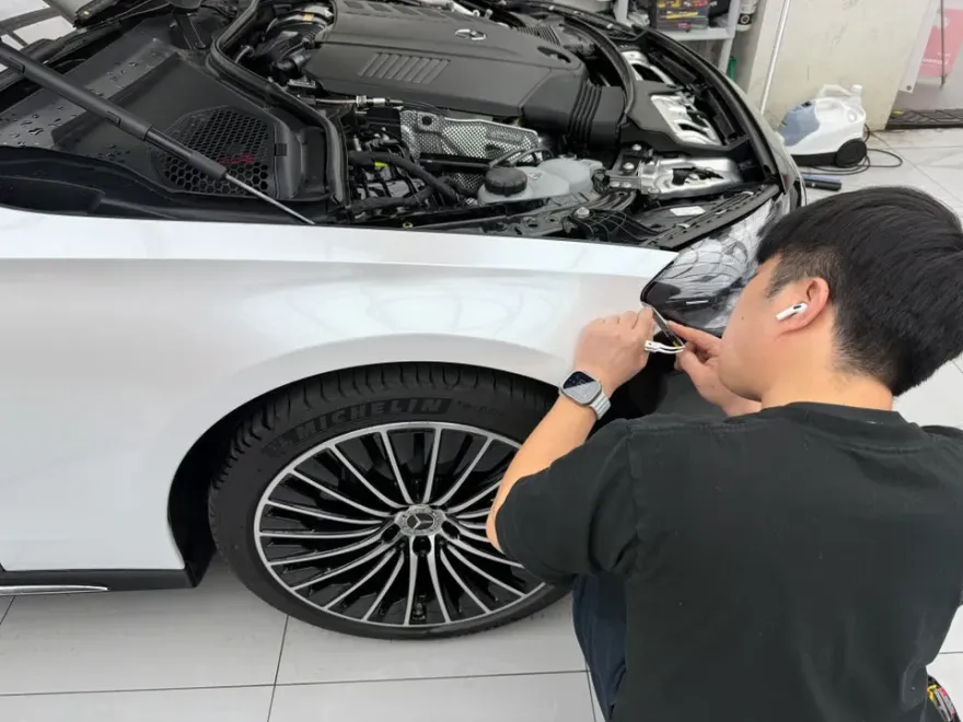 メルセデス・ベンツ Eクラス W213 PPF施工事例｜費用目安・仕上がり 施工写真 2-2